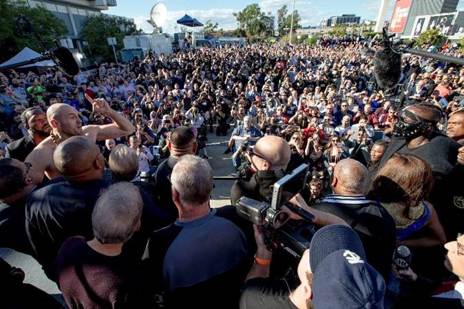 Wilder Fury weigh in face off Esther Lin SHowtime November 30 2018 Fight December 1